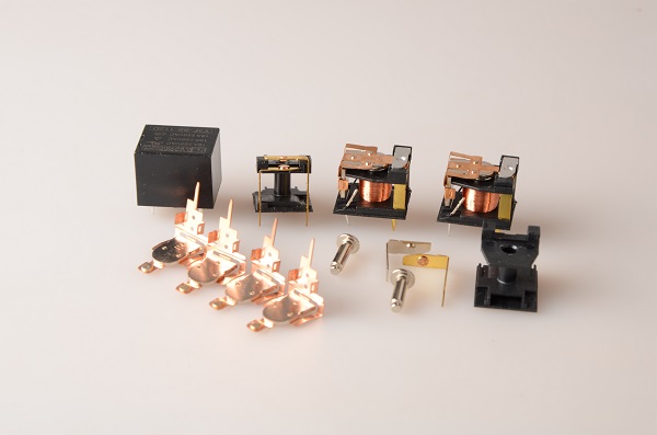 關于電磁繼電器材料制作和質量的關系