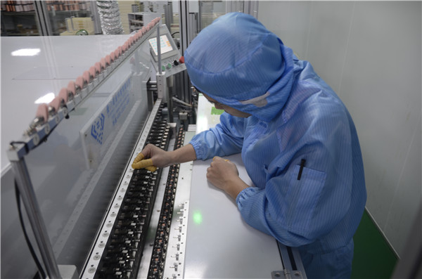 東莞繼電器廠家找元則汽車繼電器更劃算